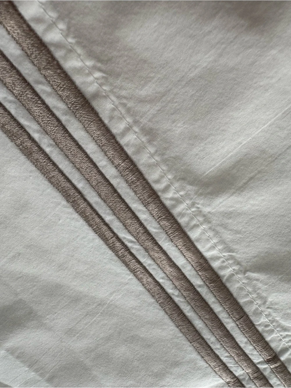 Pottery Barn Standard Size Pillowcase ~ White/Taupe Embroidered: B